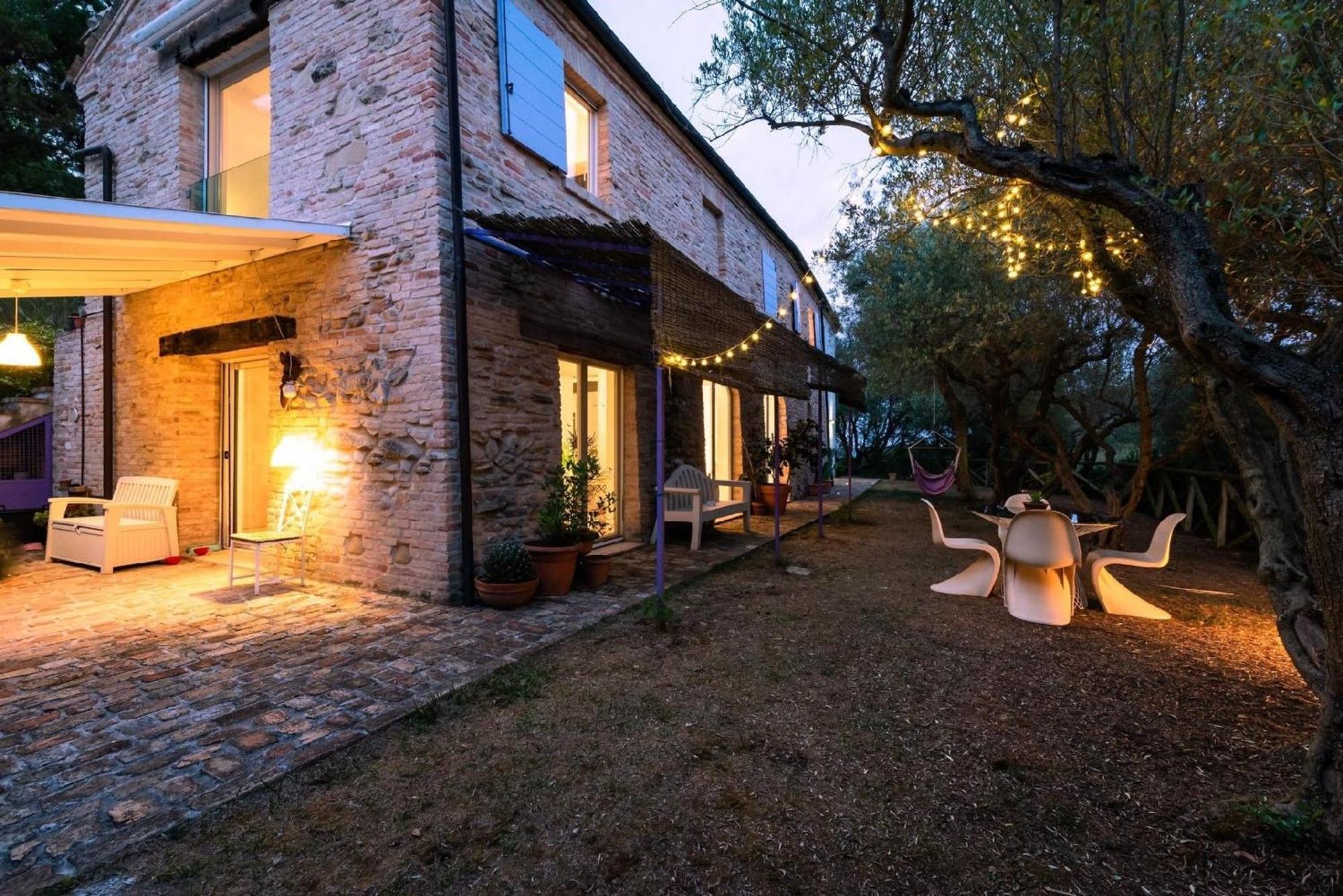 Meernahes Ferienhaus Casa Cantagallo Mit Pool Villa Fermo megye Kültér fotó
