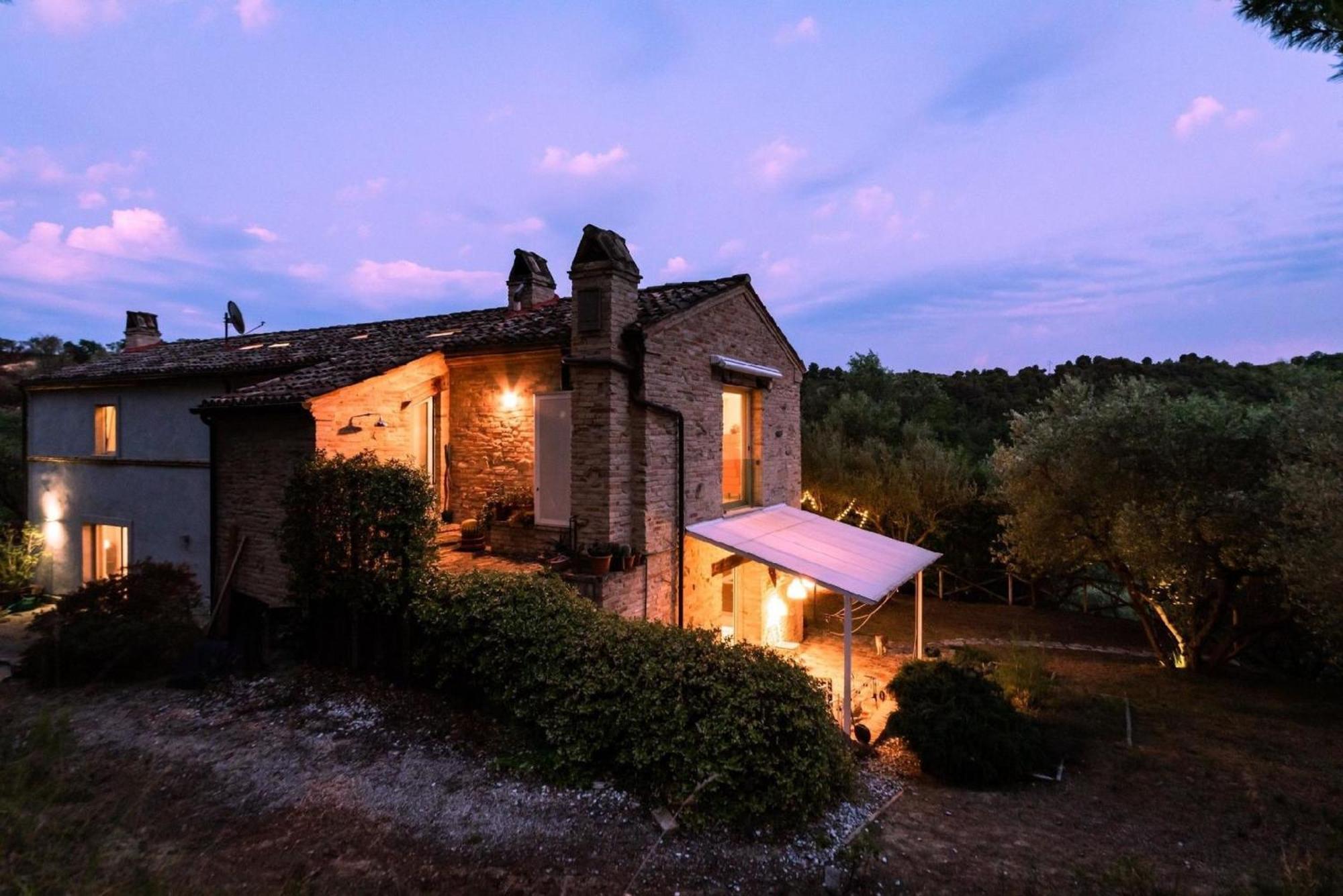 Meernahes Ferienhaus Casa Cantagallo Mit Pool Villa Fermo megye Kültér fotó